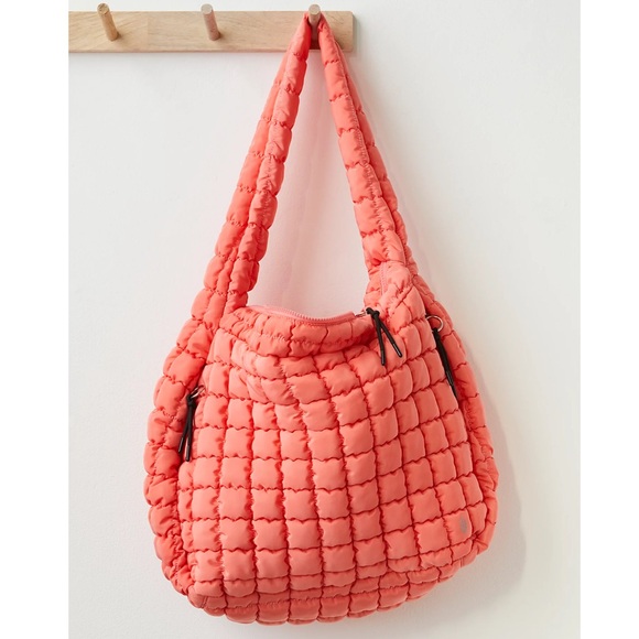 NWT Coral FP Movement Quilted Carryall - Picture 2 of 7